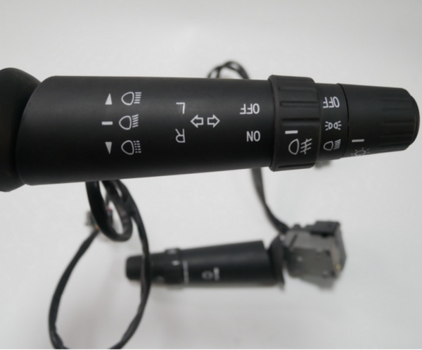 Foton Auman Headlamp Switch OEM H4373010002A0