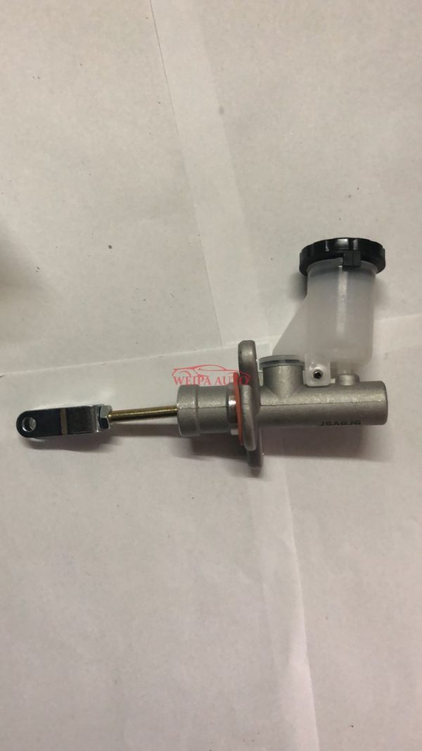 OEM 30610-P2710 dongfeng rich clutch cylinder pump