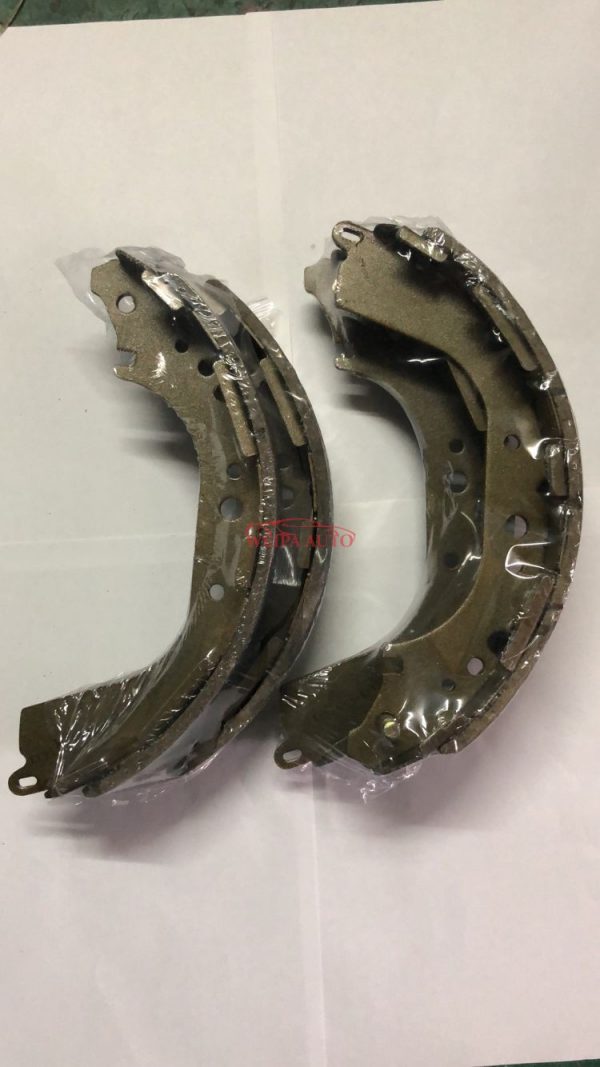 44060-0W727 Nissan Dongfeng rich BRAKE SHOE SET
