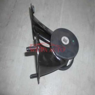 OEM 31077013800 geely x7 rear engine insulator